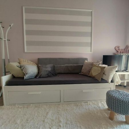 La Pineta - Delightful Small Apartment Near The City Center LʼAquila Buitenkant foto