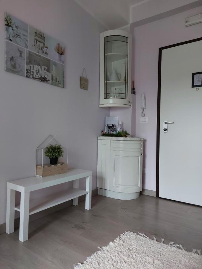 La Pineta - Delightful Small Apartment Near The City Center LʼAquila Buitenkant foto
